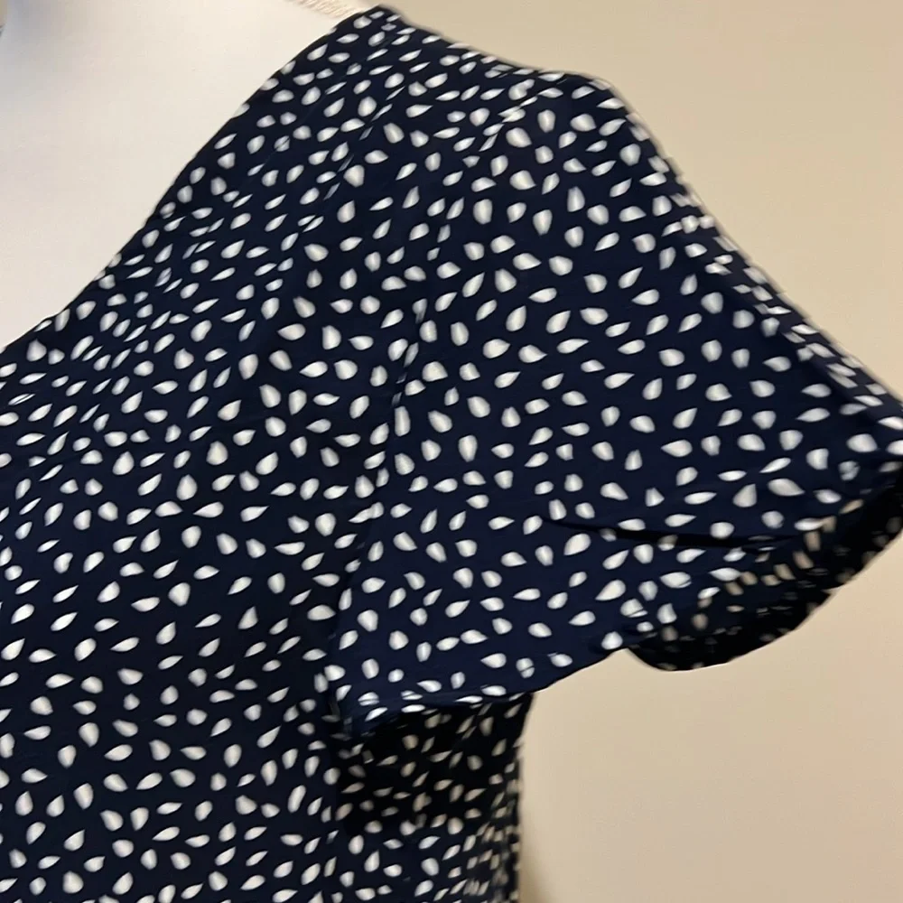 EUC Women’s Small 4 6 Black White Flowy Dress‎ Button Front Comfy Drop Dress